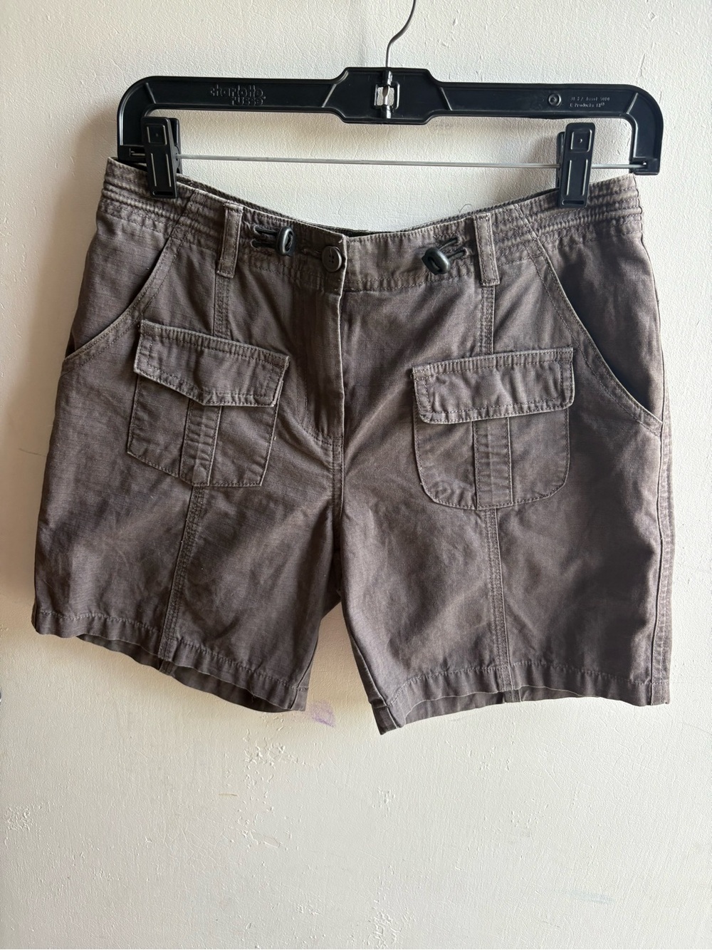 Brand new with tags Brandy Melville cargo shorts in dark grey #gorpcore #granola